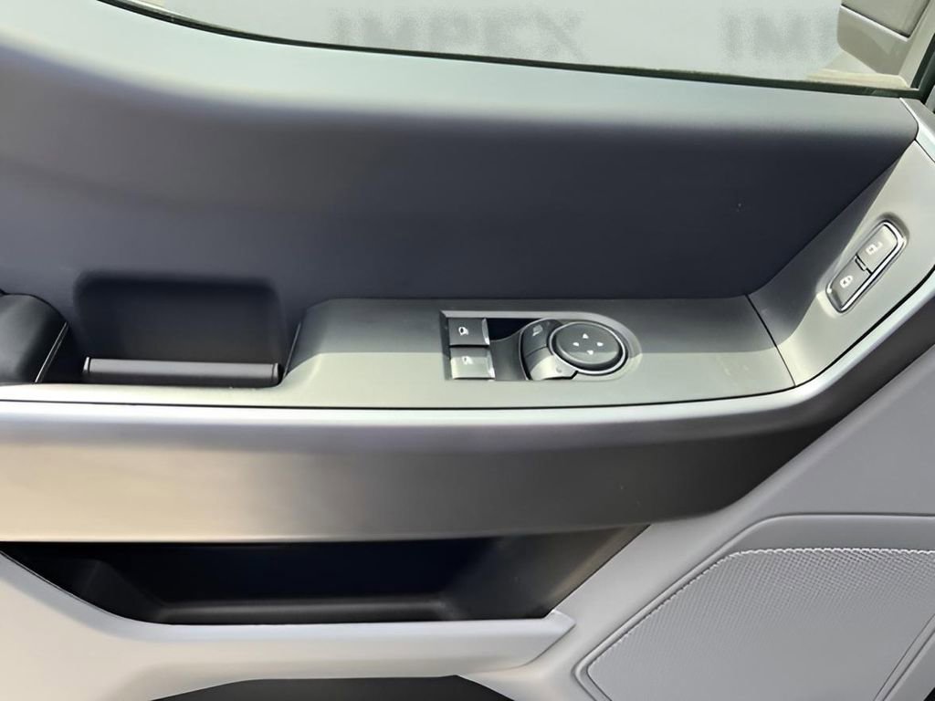 Used 2025 Ford F450 XLT image 7