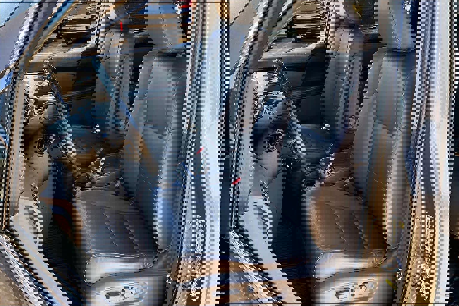 Used 2014 Honda Odyssey Touring Elite image 8