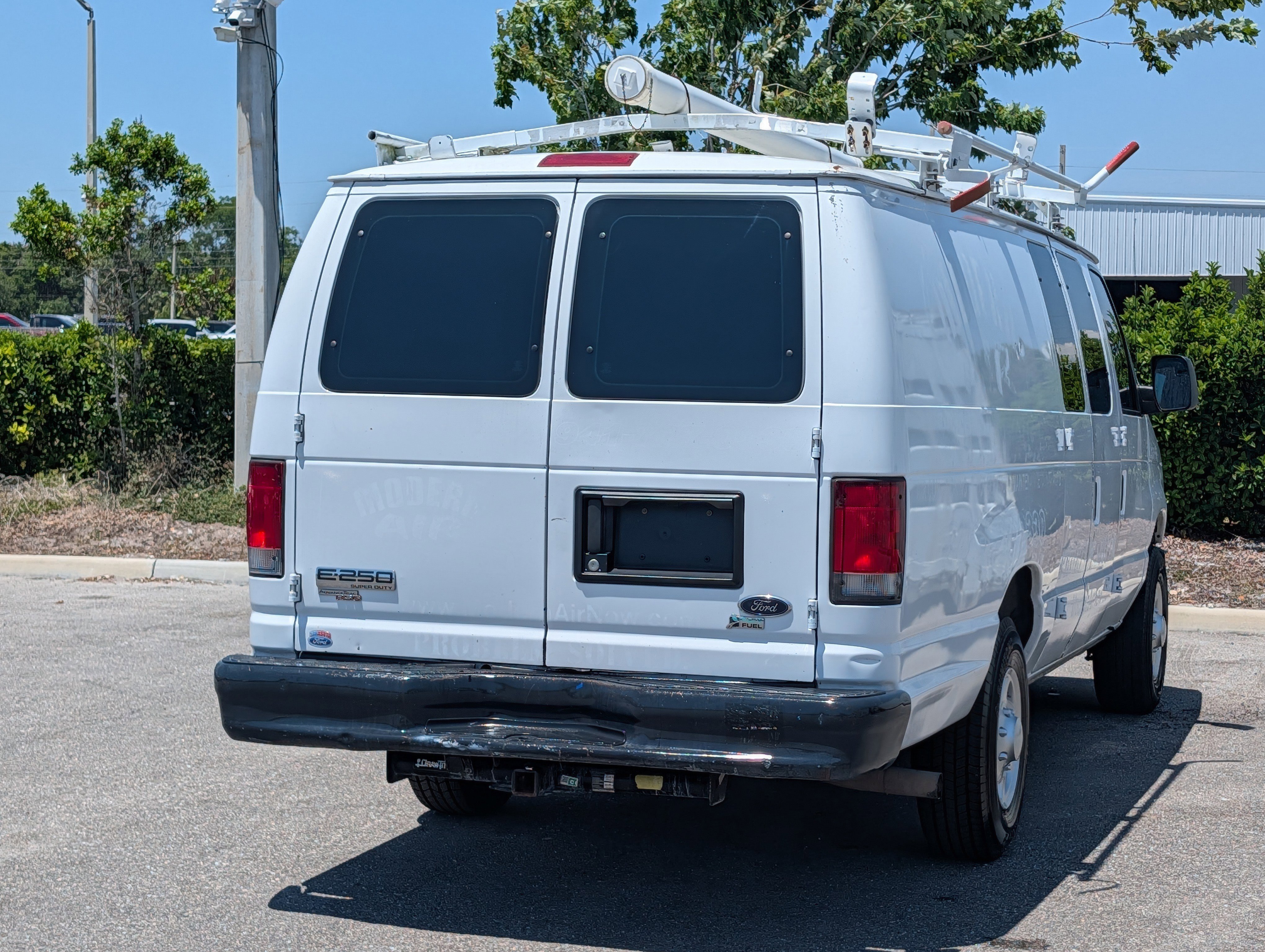 Used 2014 Ford E-250 and Econoline 250 Extended RWD image 4