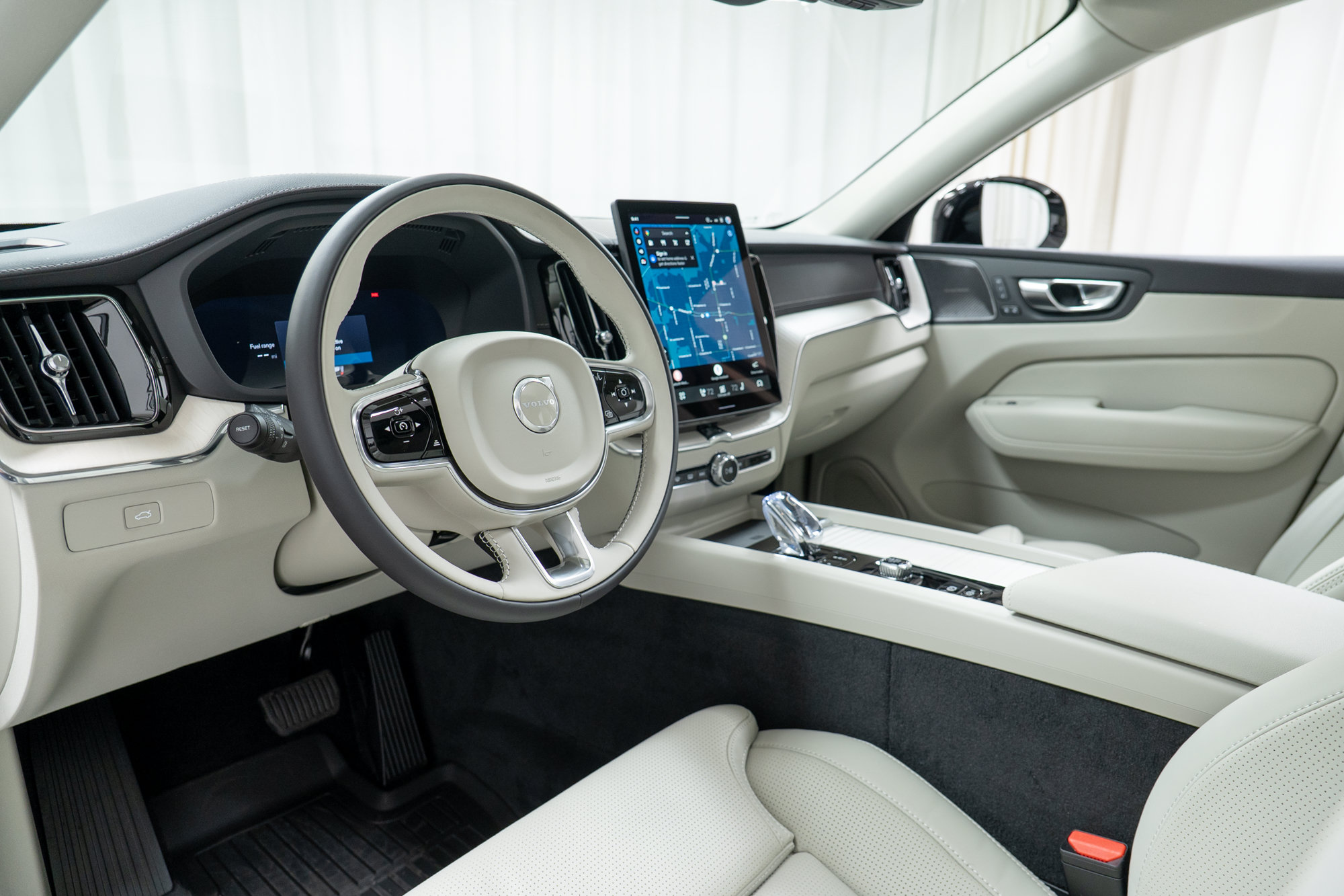 New 2027 Volvo XC60 B5 Ultra AWD/4WD image 12