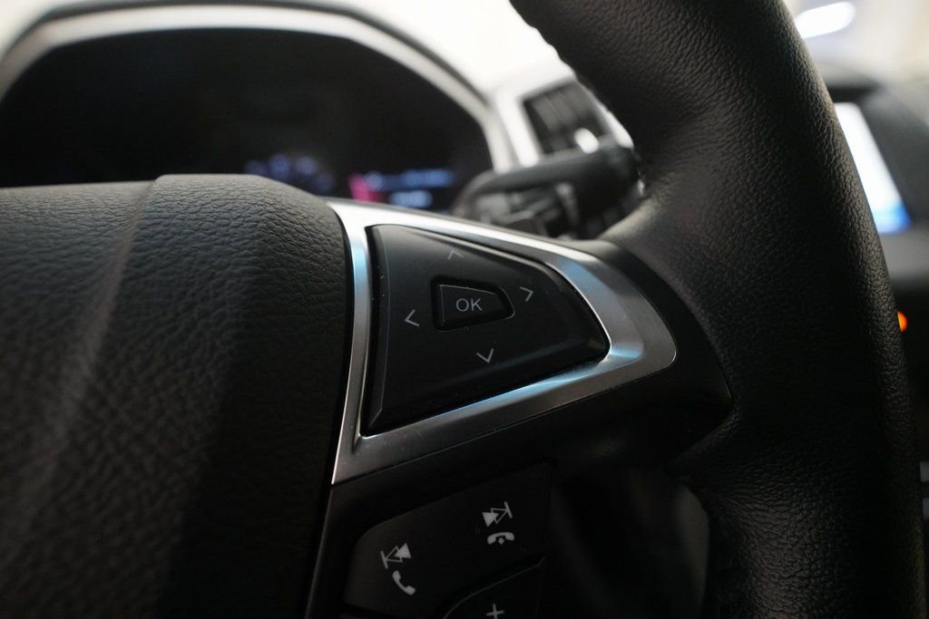 Used 2020 Ford Edge SEL w/ Convenience Package image 19