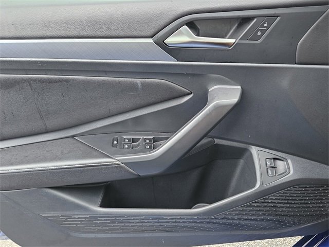 Used 2023 Volkswagen Jetta SE image 27