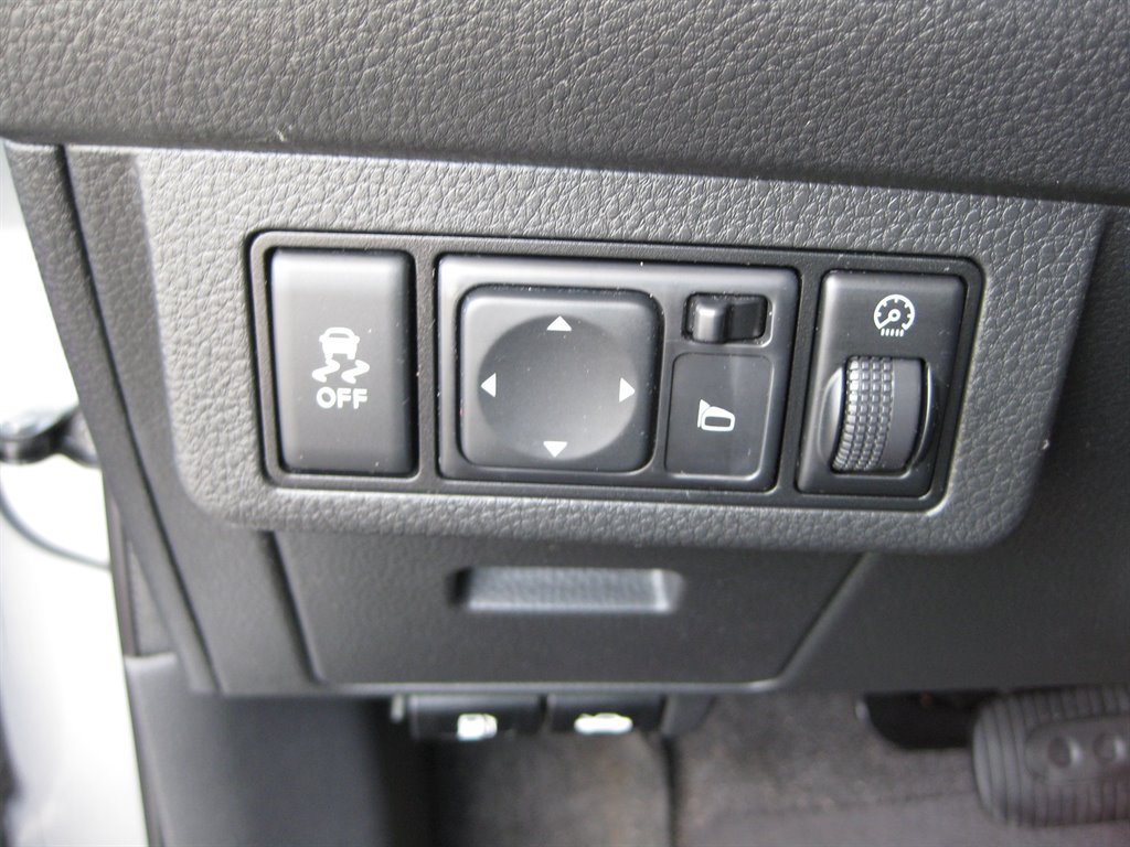 Used 2012 Nissan Versa 1.8 S w/ Special Edition Pkg FWD image 13
