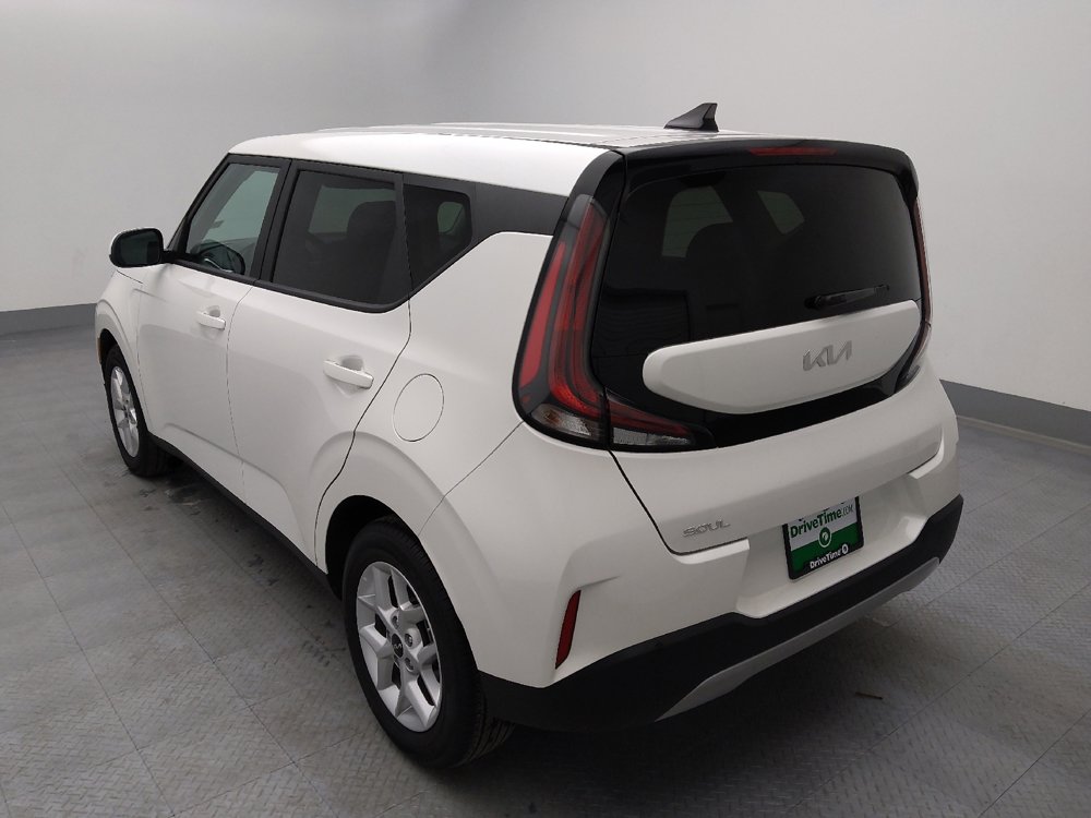 Used 2025 Kia Soul LX image 5