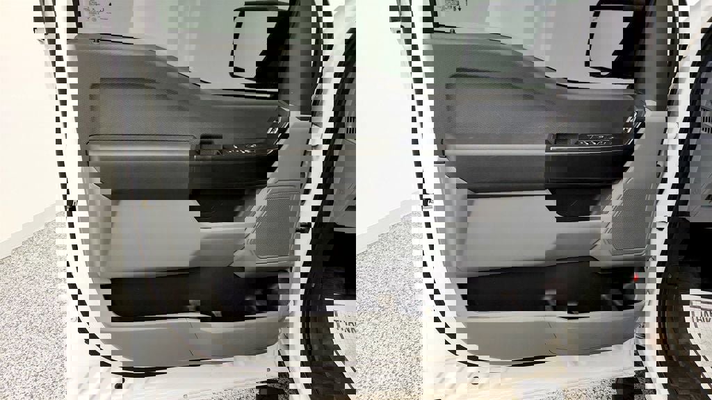 Used 2022 Ford F150 Lightning Pro AWD/4WD image 10