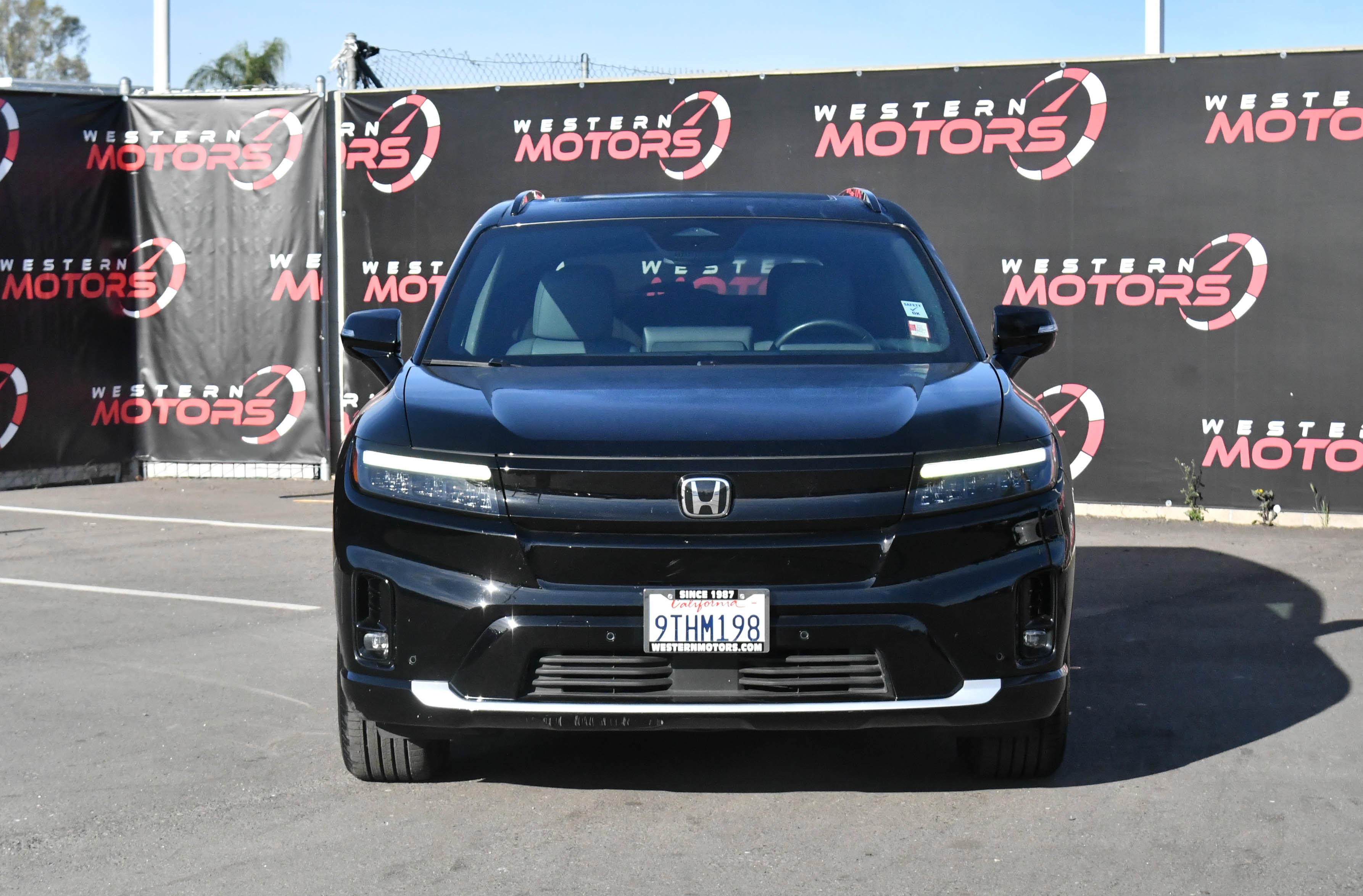 Used 2024 Honda Prologue Touring image 2