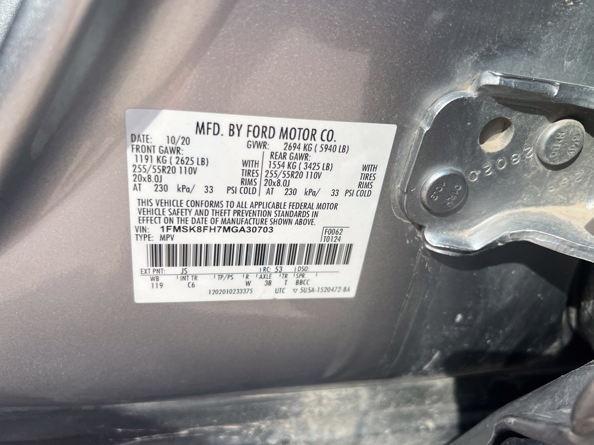 Used 2021 Ford Explorer Limited w/ Equipment Group 301A AWD/4WD image 34