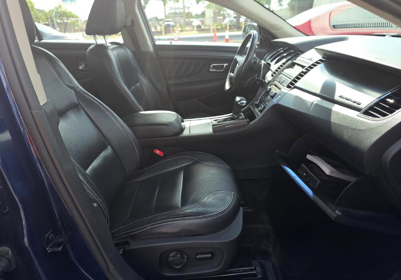 Used 2012 Ford Taurus SEL FWD image 11