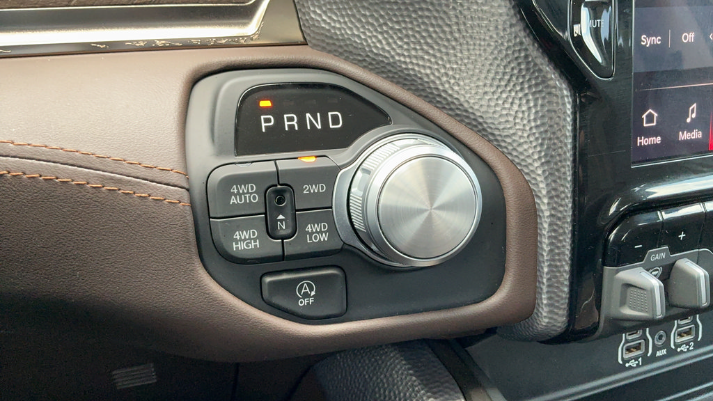 Used 2025 RAM 1500 Limited AWD/4WD image 15