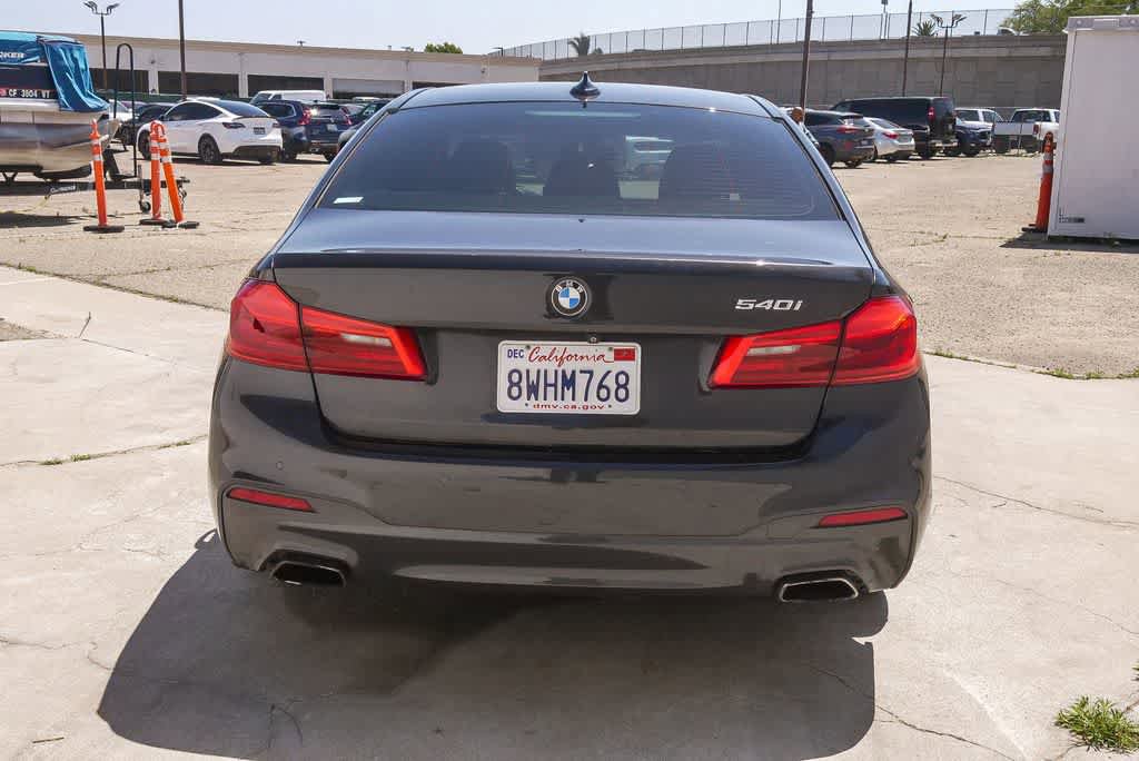 Used 2018 BMW 540i RWD image 7