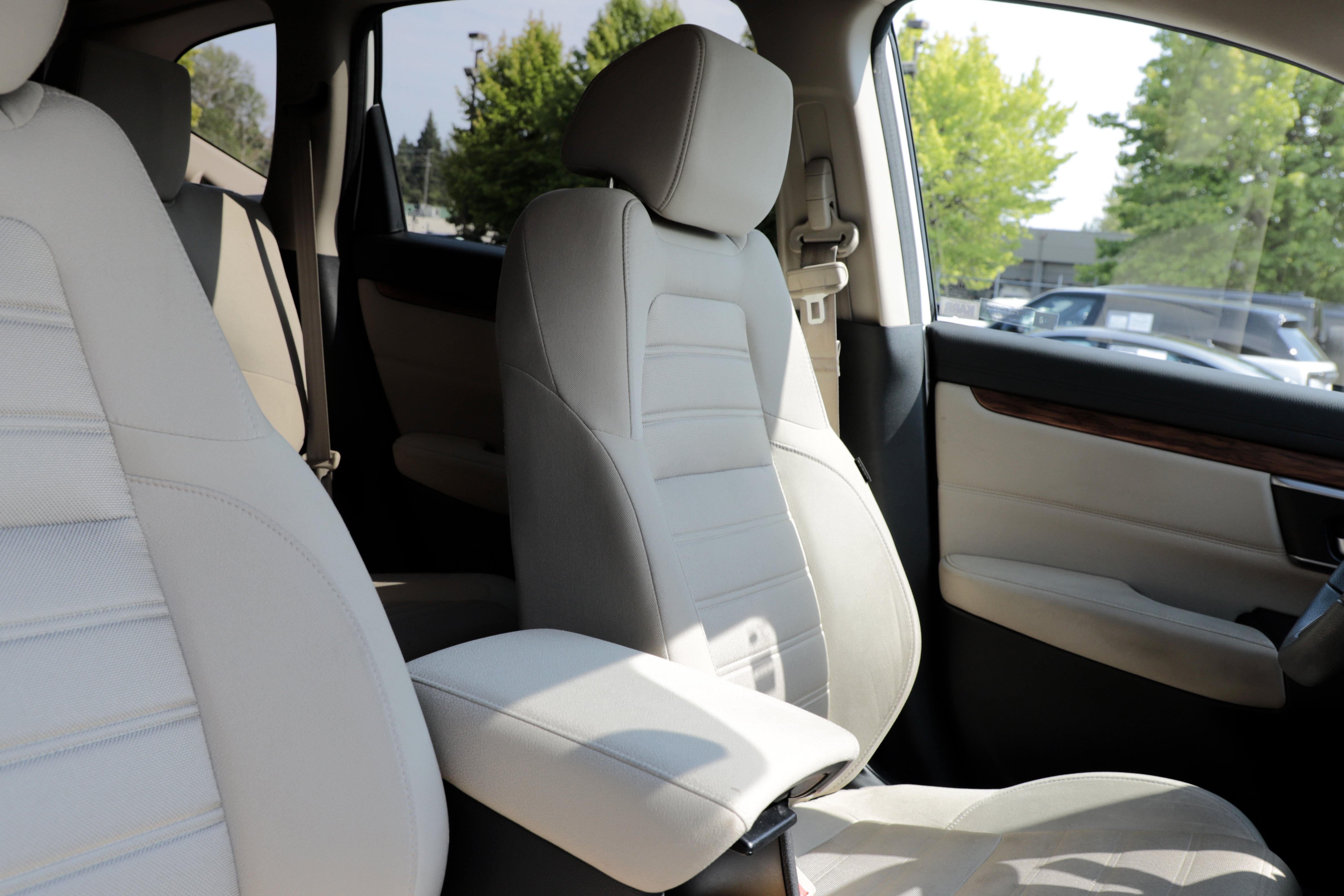 Used 2017 Honda CR-V EX image 10