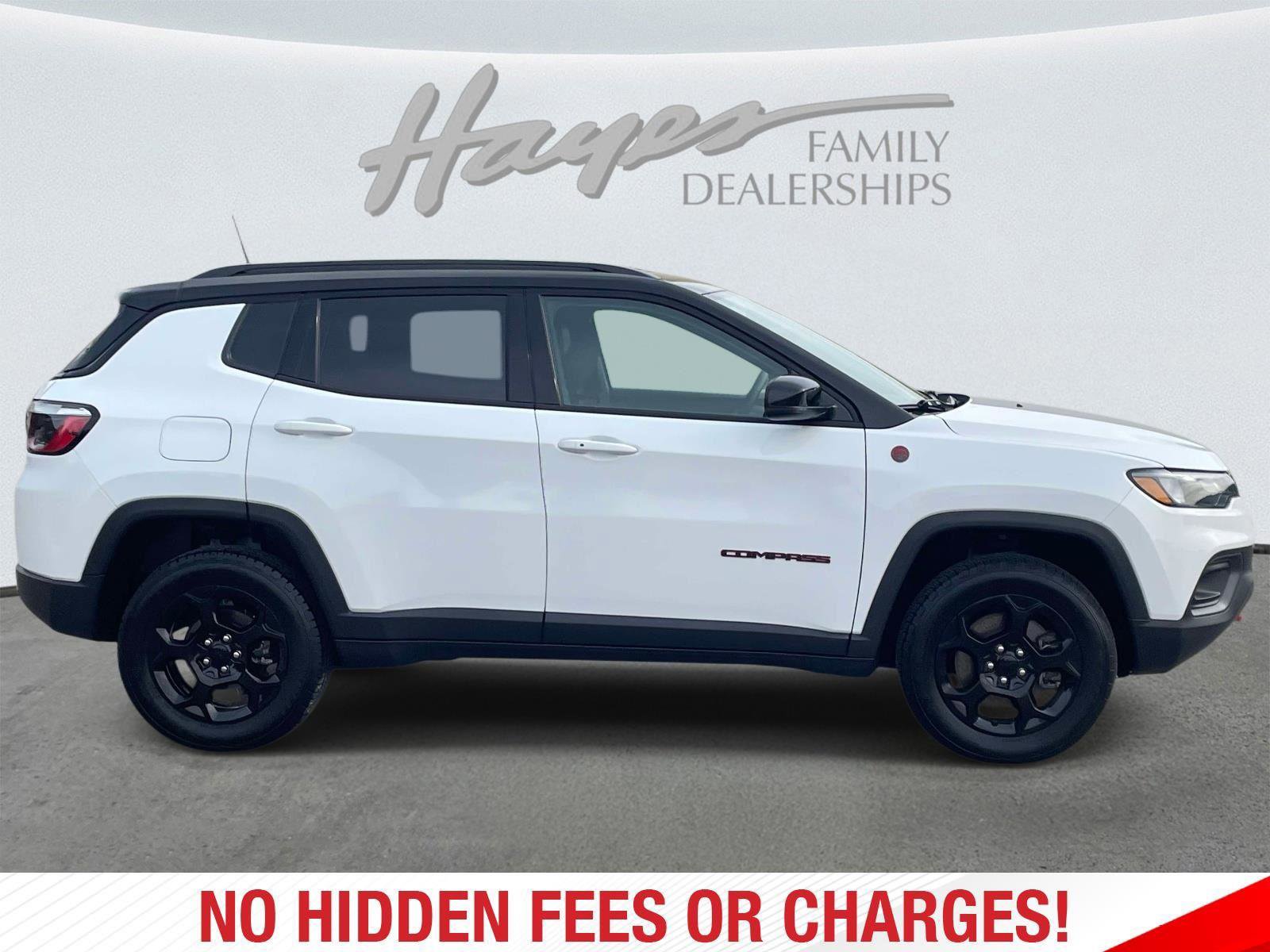 Used 2023 Jeep Compass Trailhawk image 2