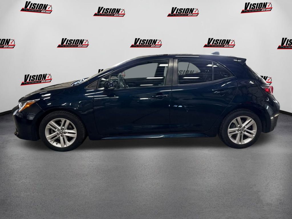 Used 2022 Toyota Corolla SE w/ SE Preferred Package image 8