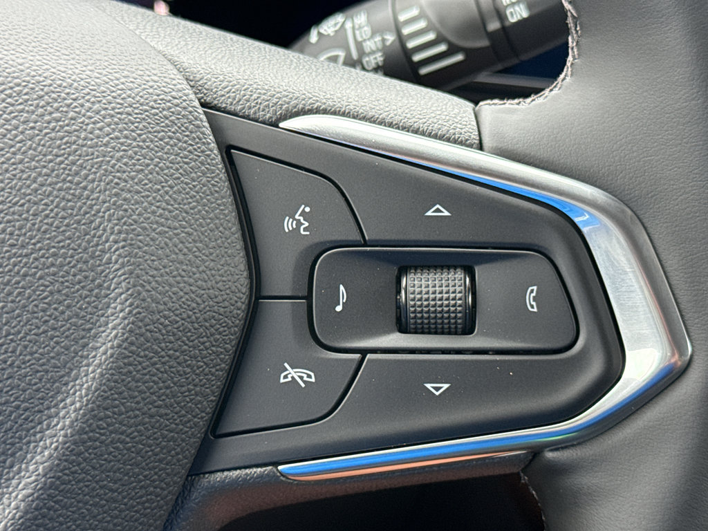 New 2026 Chevrolet Trax ACTIV w/ Driver Confidence Package FWD image 18