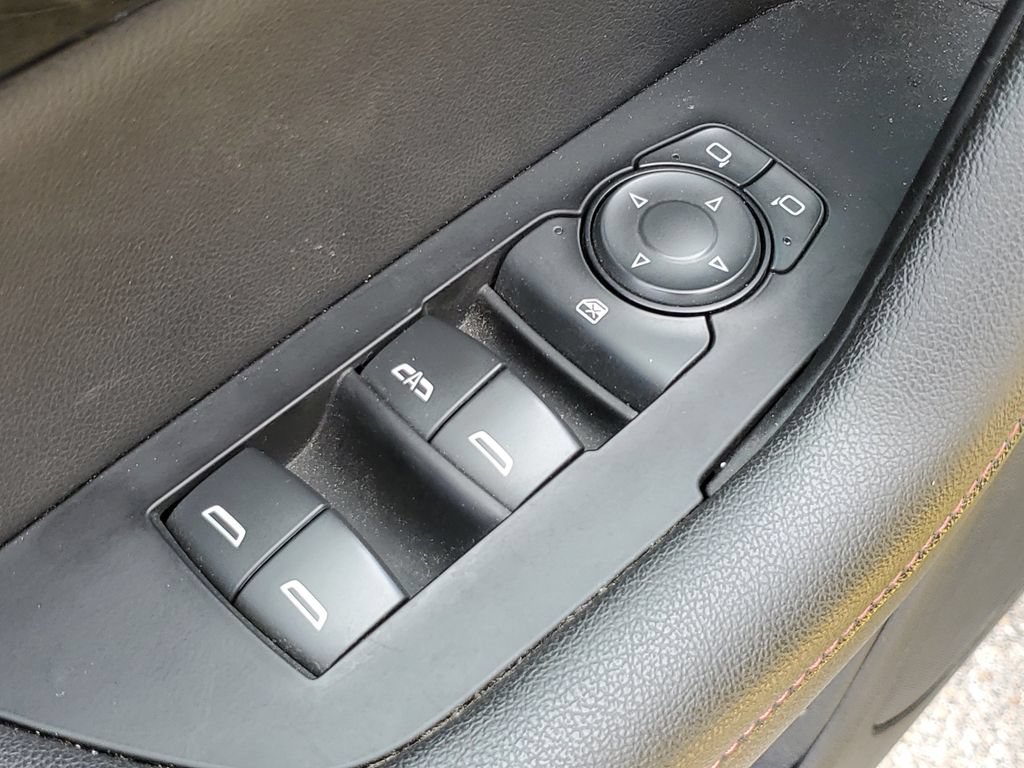Used 2022 Chevrolet Blazer RS FWD image 26