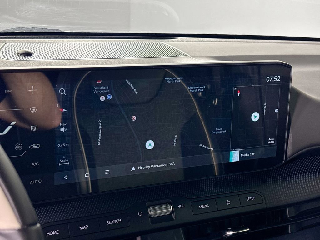 Certified 2025 Kia K4 GT-Line image 17