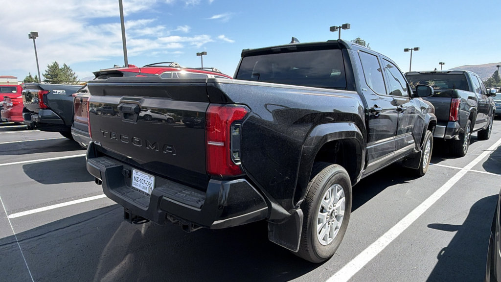 Certified 2025 Toyota Tacoma SR5 AWD/4WD image 2