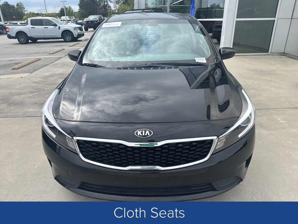Used 2017 Kia Forte LX w/ LX Popular Package image 2