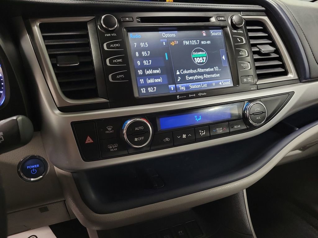 Used 2017 Toyota Highlander XLE image 15