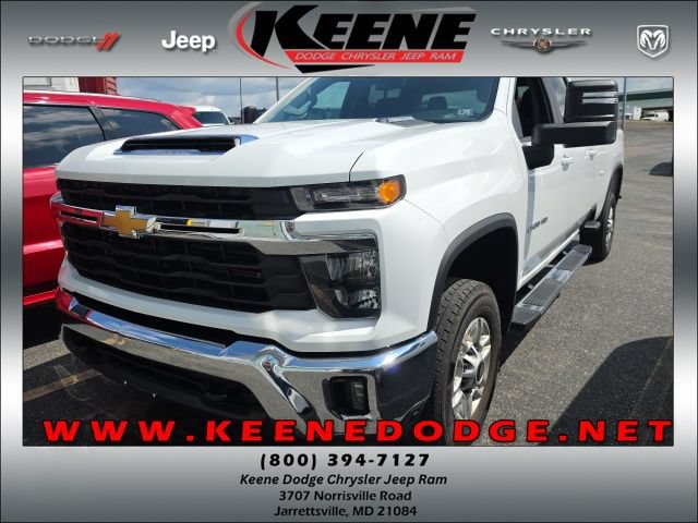 Used 2025 Chevrolet Silverado 2500 LT w/ Convenience Package AWD/4WD image 1