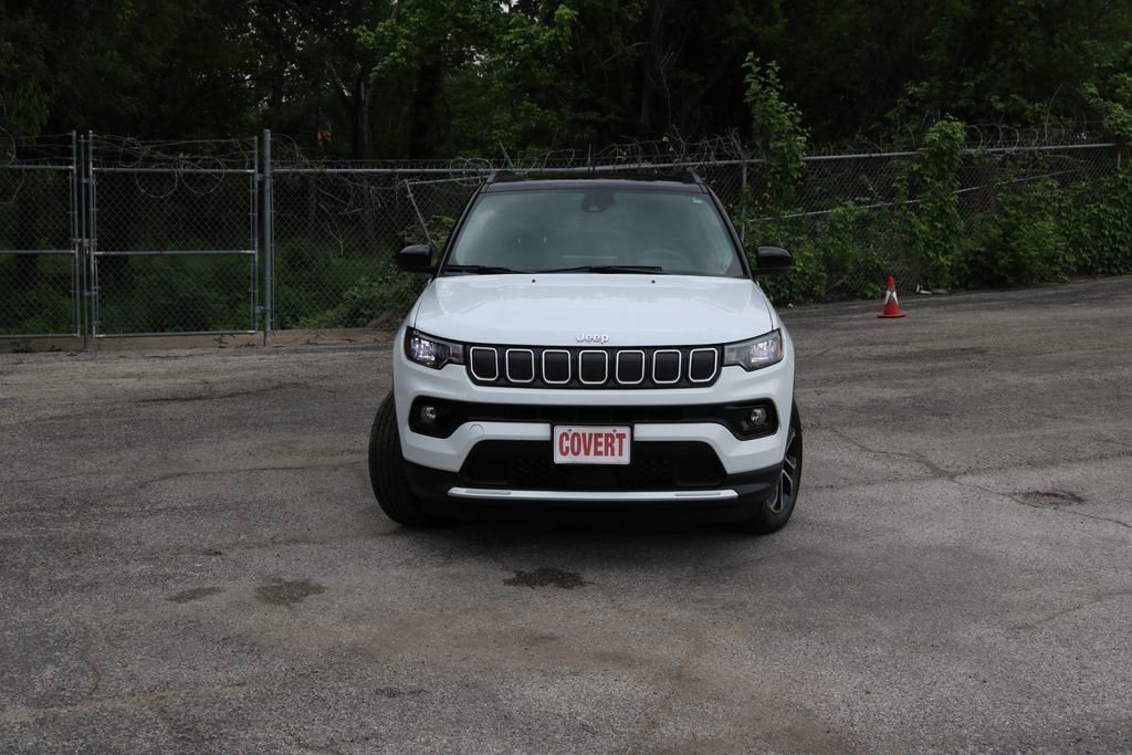 Used 2022 Jeep Compass Limited image 8