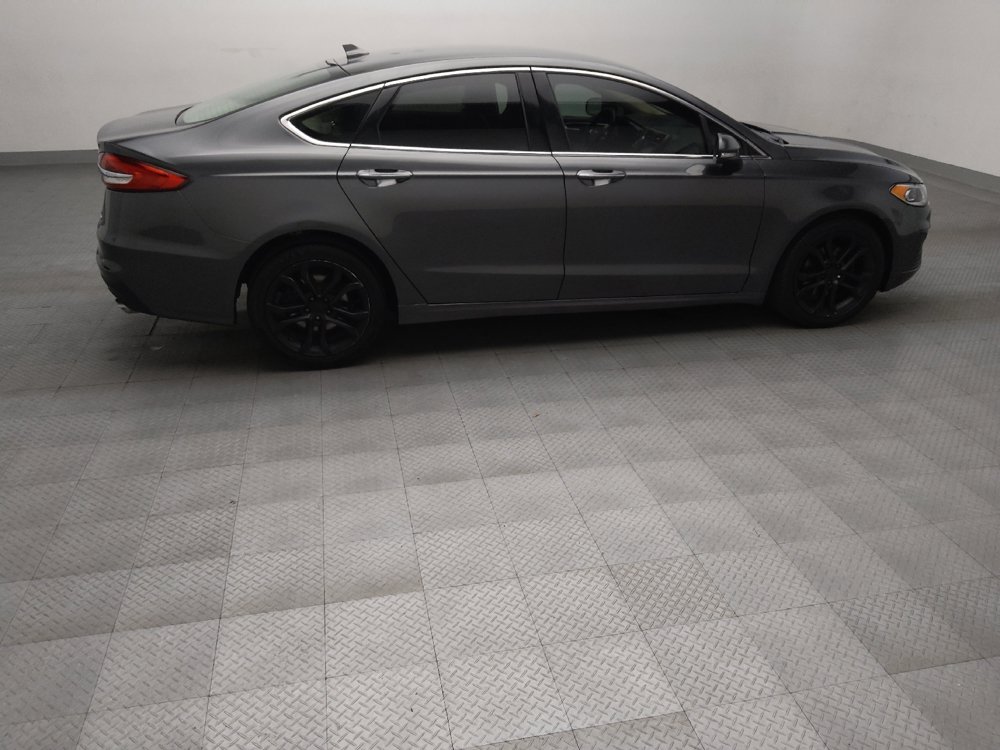 Used 2019 Ford Fusion SEL FWD image 10