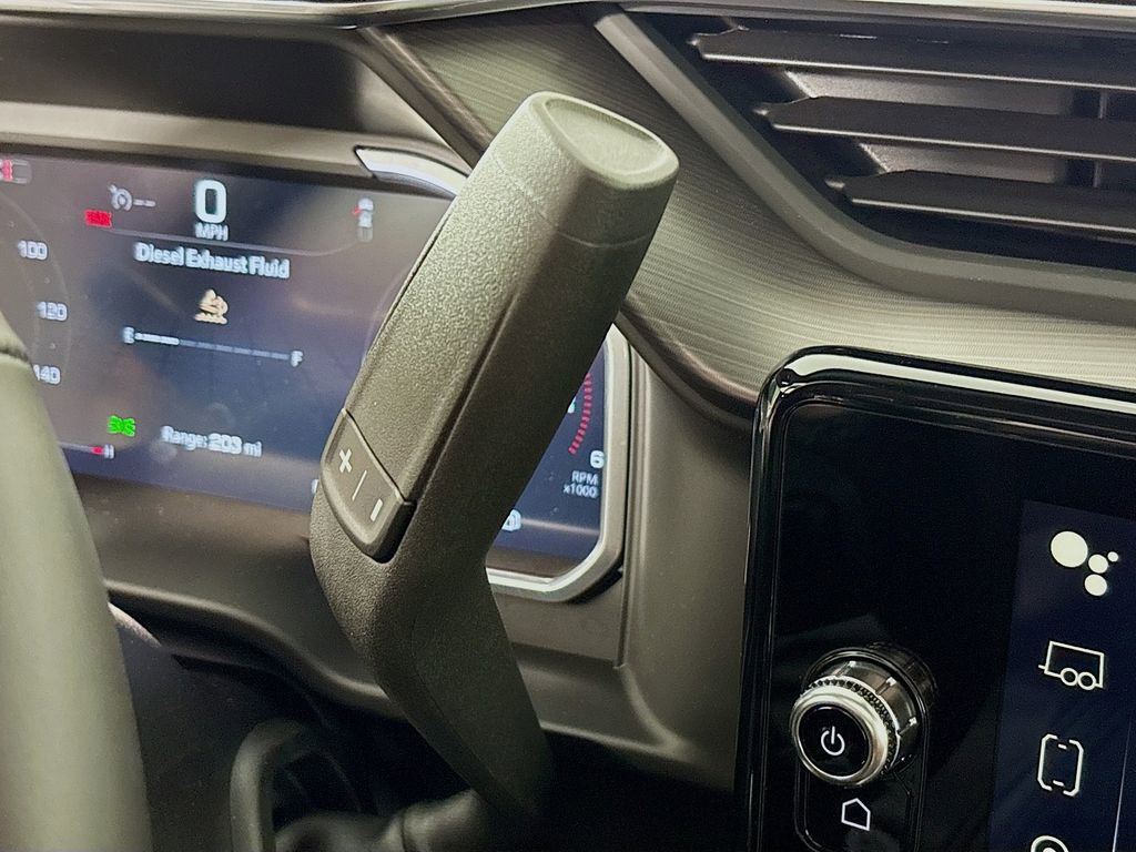 New 2026 GMC Sierra 2500 Denali Ultimate w/ LPO, Black Badging Package image 17