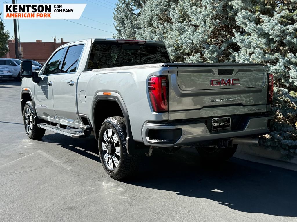 Used 2025 GMC Sierra 3500 Denali image 5