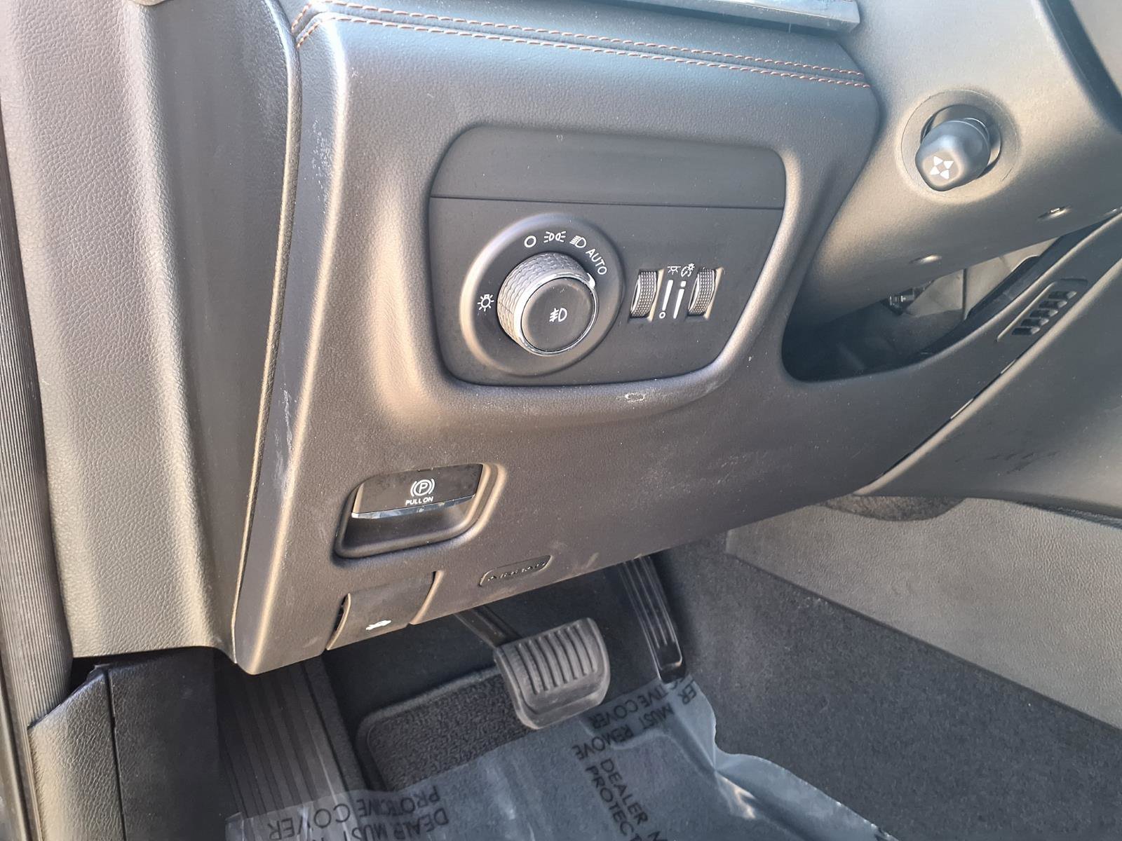 Used 2024 Jeep Grand Cherokee Summit image 14