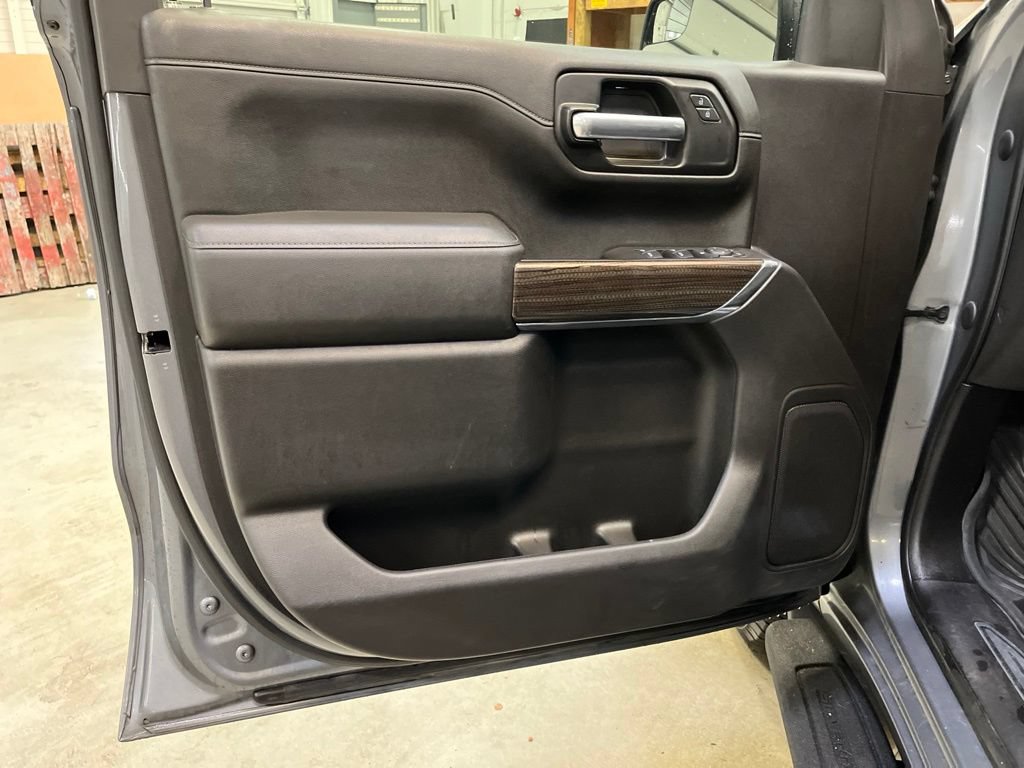 Used 2021 Chevrolet Silverado 1500 LT Trail Boss AWD/4WD image 12
