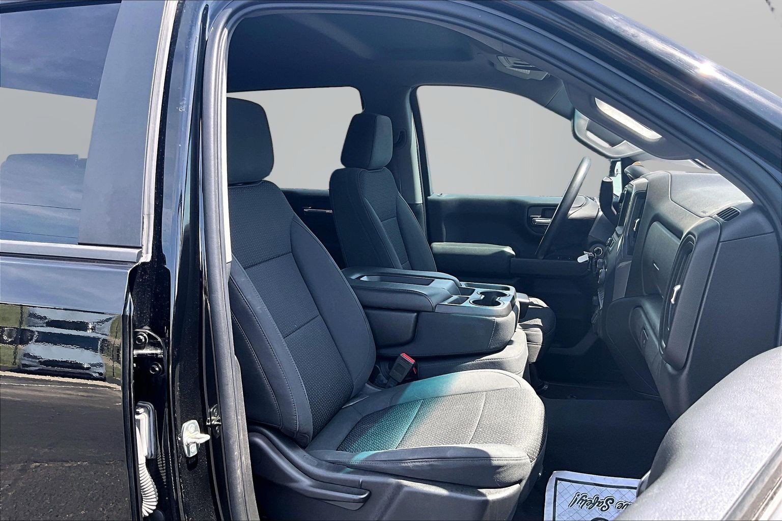 Used 2020 Chevrolet Silverado 1500 Custom Trail Boss w/ Custom Convenience Package AWD/4WD image 7
