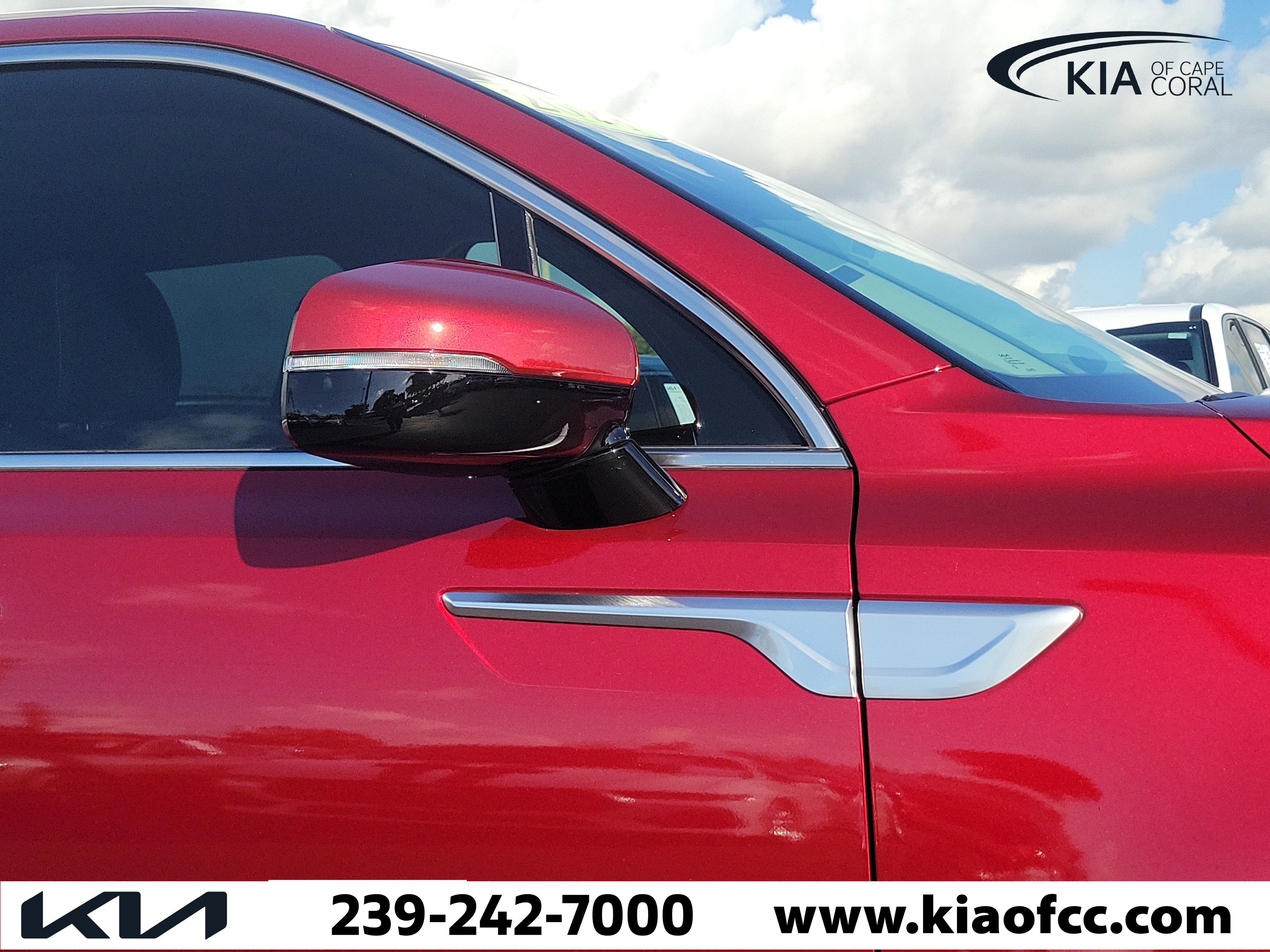 Certified 2023 Kia Sorento LX FWD image 9