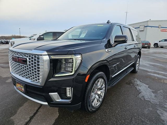 Used 2021 GMC Yukon XL Denali w/ LPO, Illumination Package