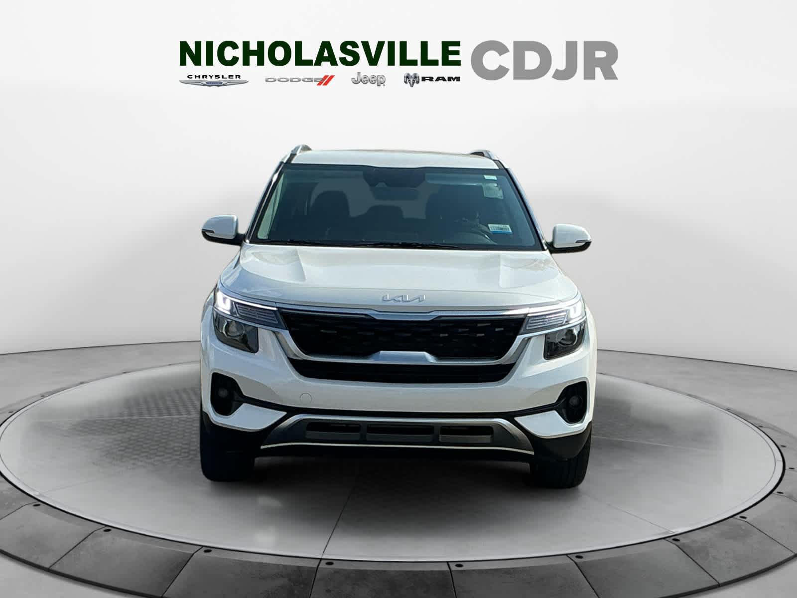 Used 2023 Kia Seltos S AWD/4WD image 8