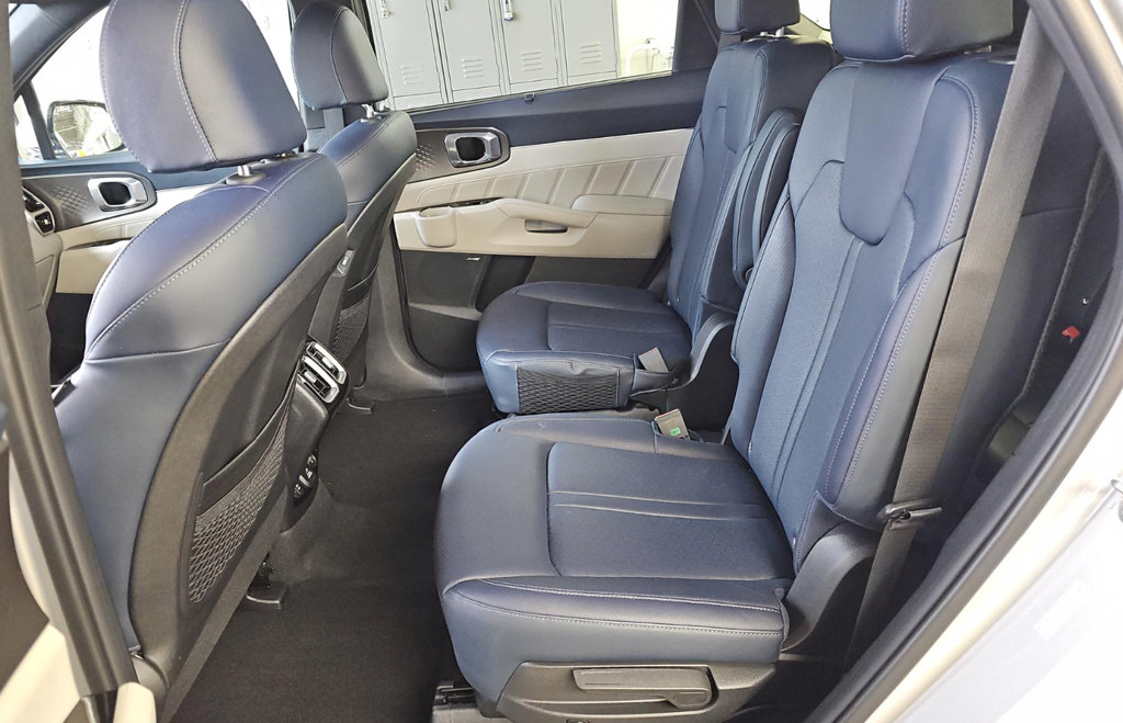 Used 2023 Kia Sorento SX Prestige AWD/4WD image 9