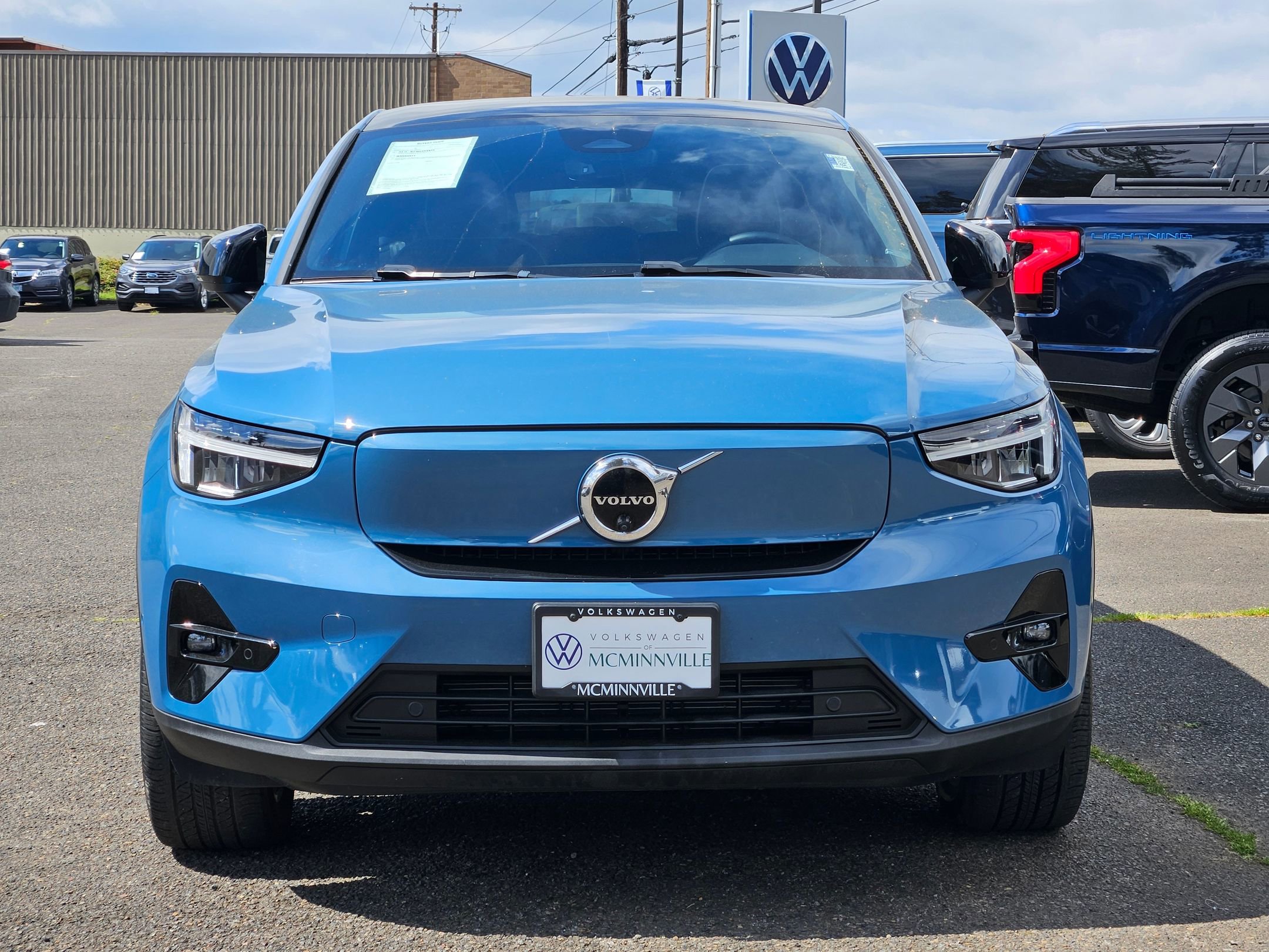 Used 2023 Volvo C40 P8 Recharge Plus image 8