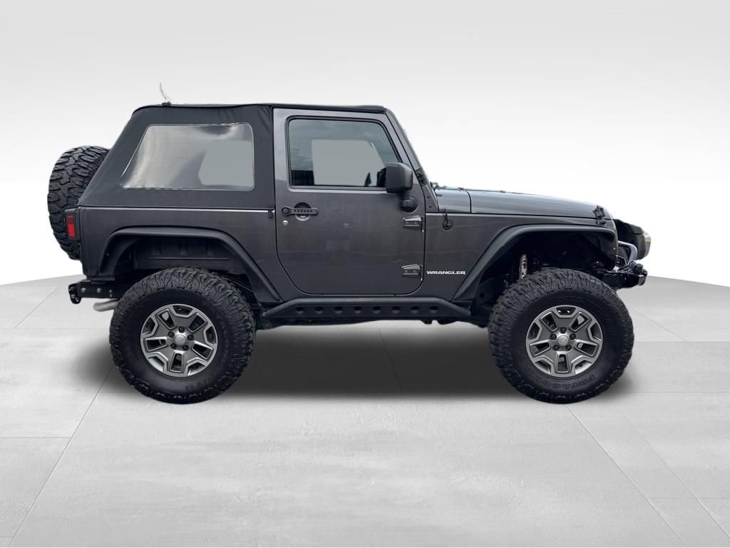Used 2017 Jeep Wrangler Sport AWD/4WD image 3