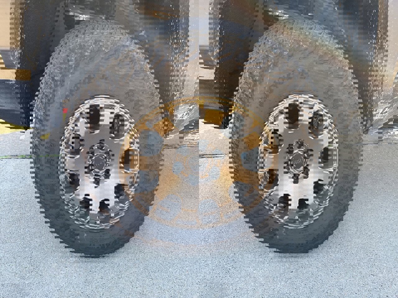 Used 2025 Toyota Tacoma Trailhunter image 5