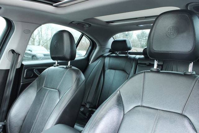 Used 2017 Alfa Romeo Giulia Sprint w/ Cold Weather Package image 14