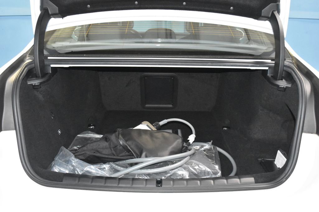 Used 2024 BMW i7 eDrive50 image 27