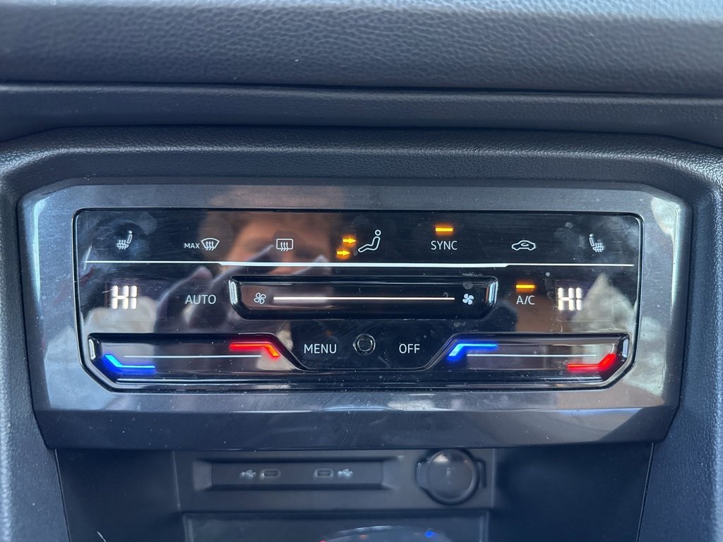 Used 2024 Volkswagen Tiguan Wolfsburg Edition image 21