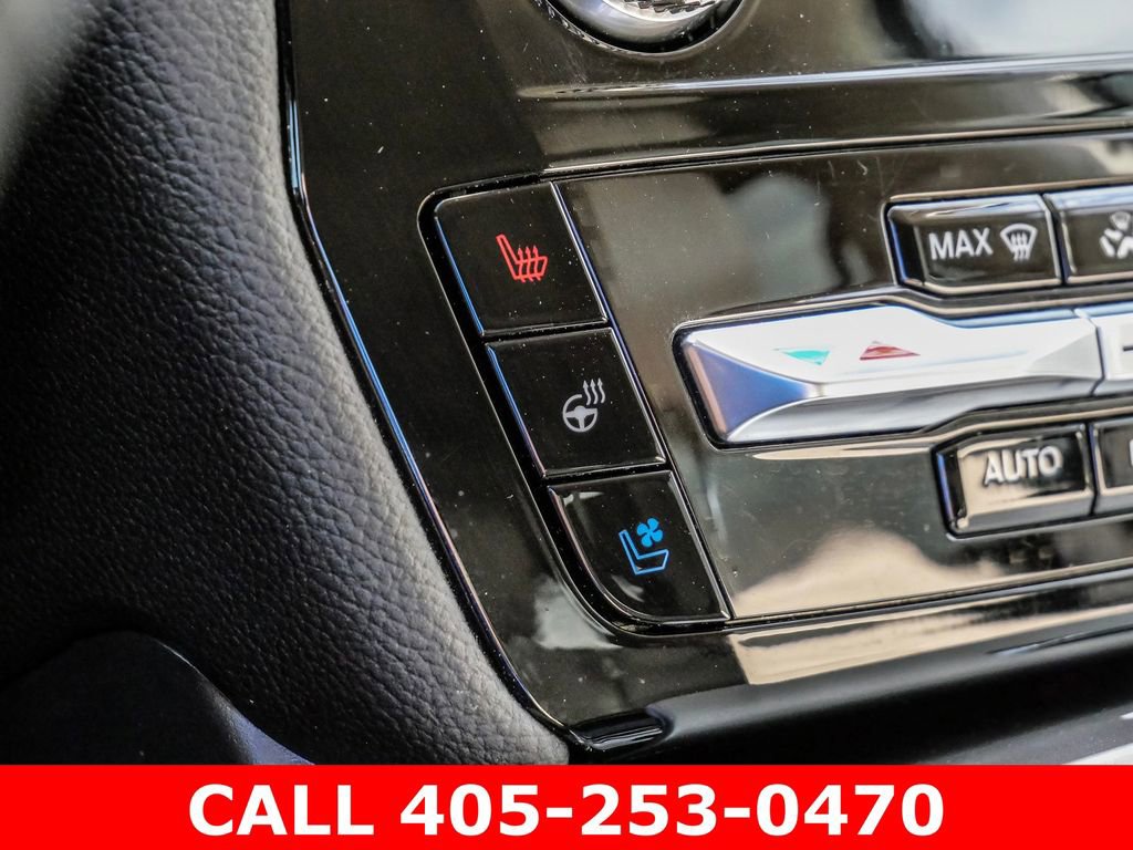 Used 2023 Ford Explorer Limited AWD/4WD image 32