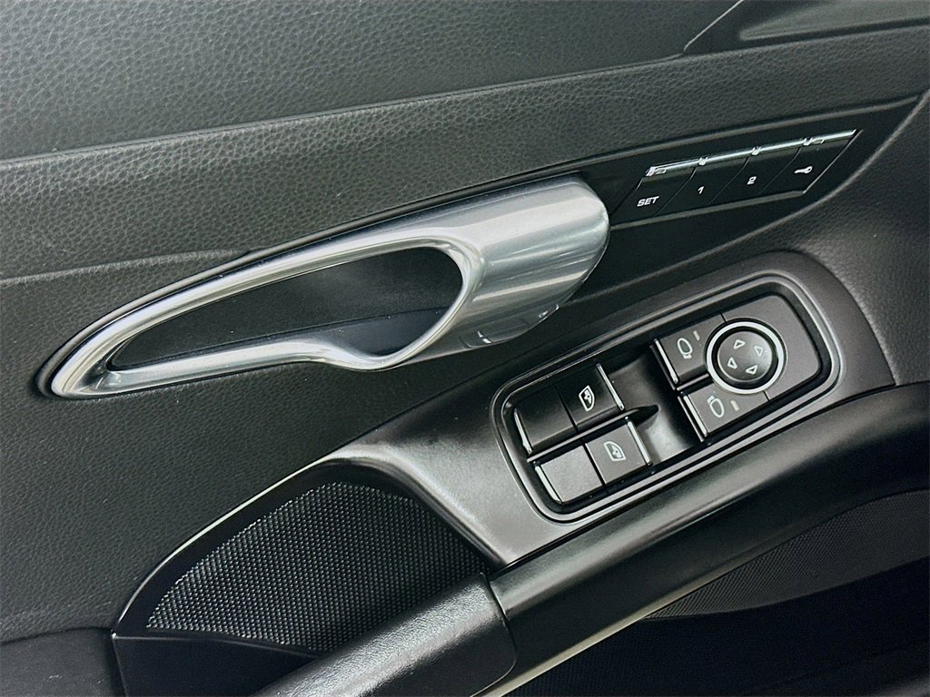 Used 2017 Porsche 718 Cayman S image 19