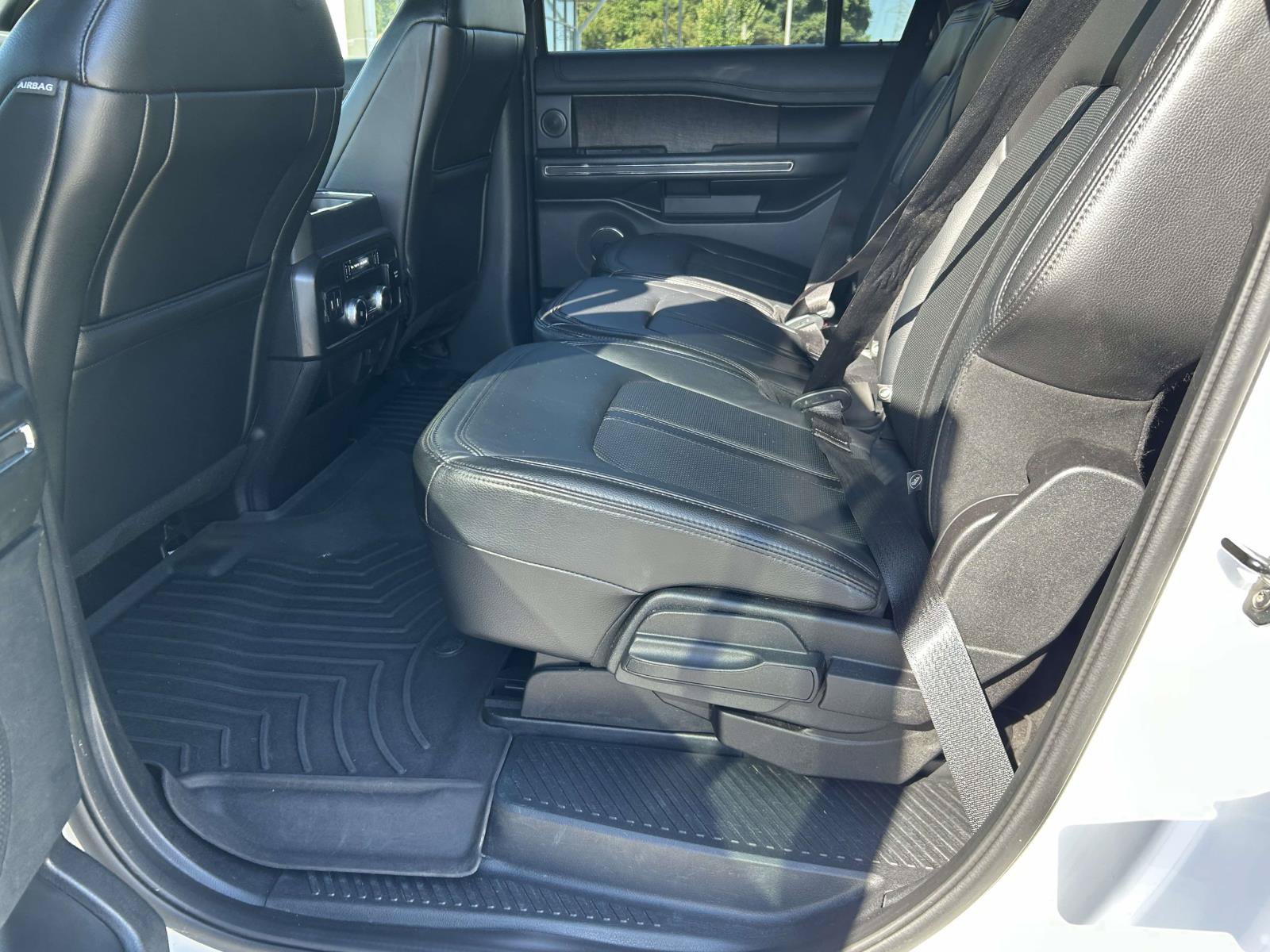Used 2020 Ford Expedition Max Limited RWD image 13