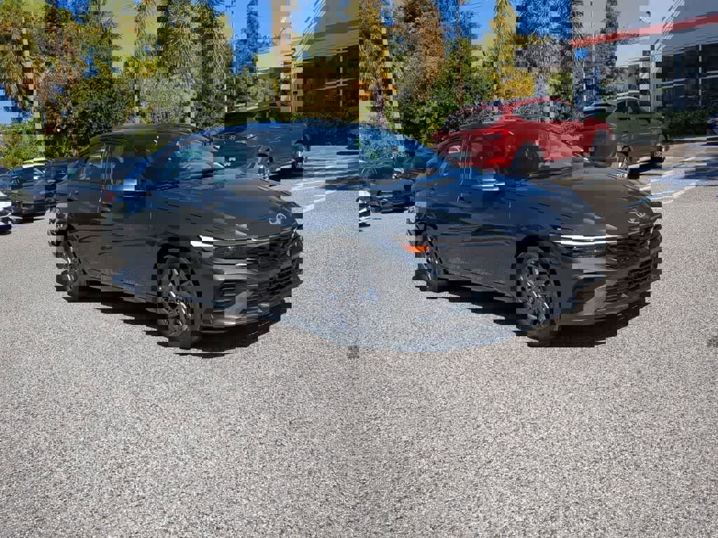 New 2026 Hyundai Elantra Blue image 9