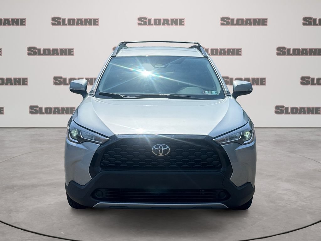Used 2024 Toyota Corolla Cross LE AWD/4WD image 8