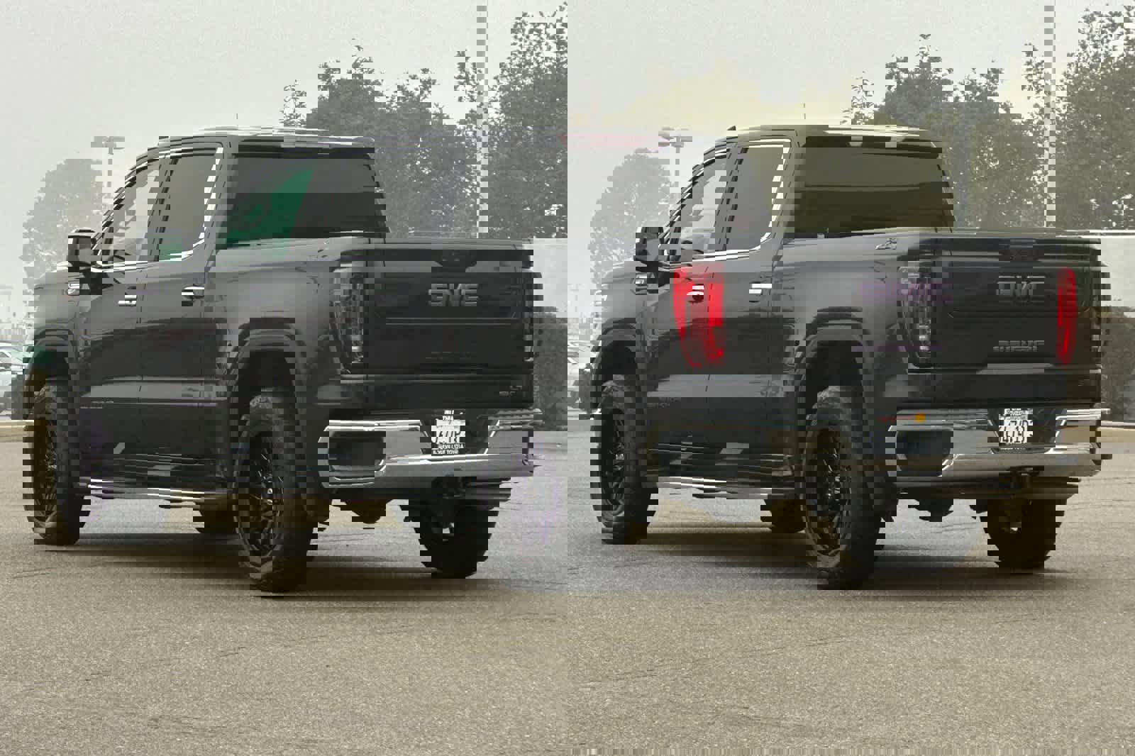 Used 2022 GMC Sierra 1500 SLT w/ SLT Premium Package image 7