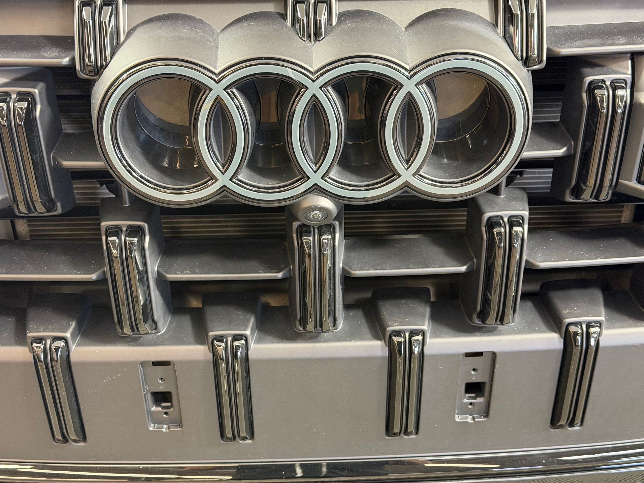 Used 2025 Audi Q7 2.0T Premium w/ Convenience Plus Package AWD/4WD image 19