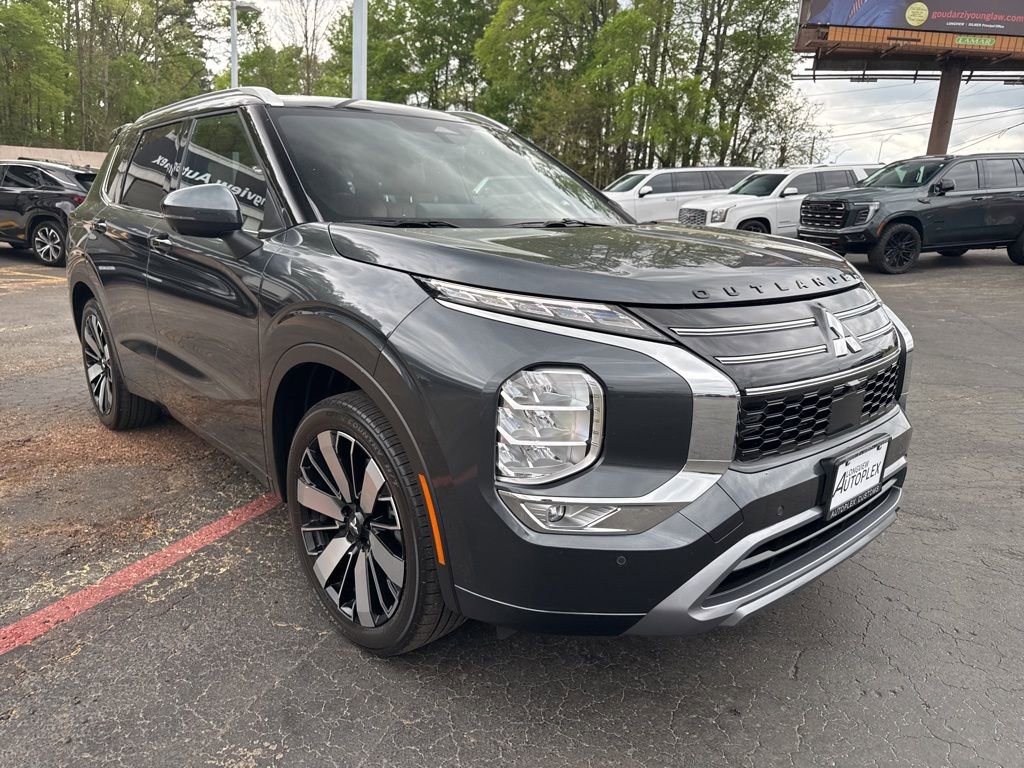 Used 2026 Mitsubishi Outlander SEL image 4