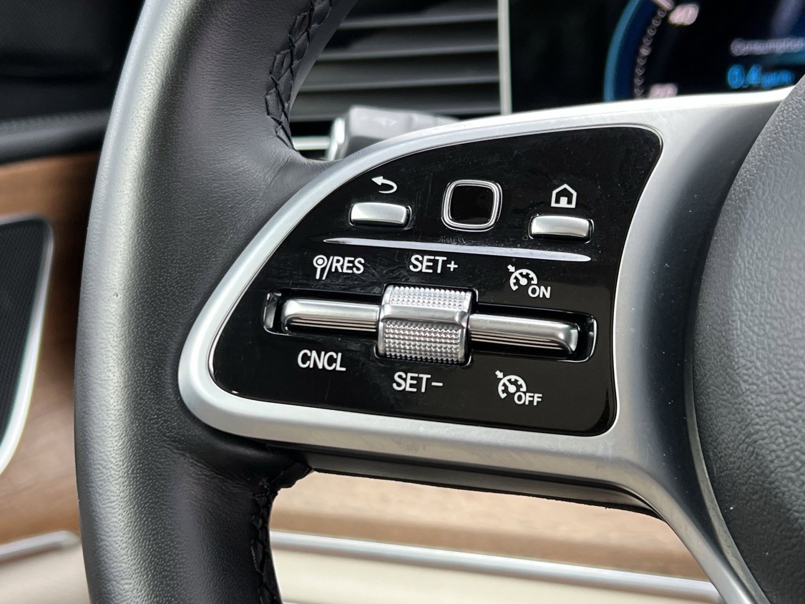 Certified 2022 Mercedes-Benz GLE 350 4MATIC image 30